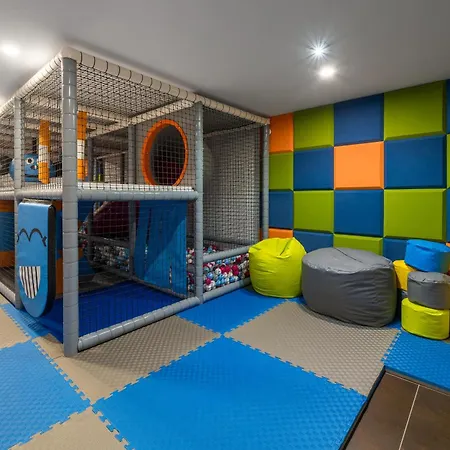Rentplanet - Luksusowe Goszczynskiego Apartman Zakopane